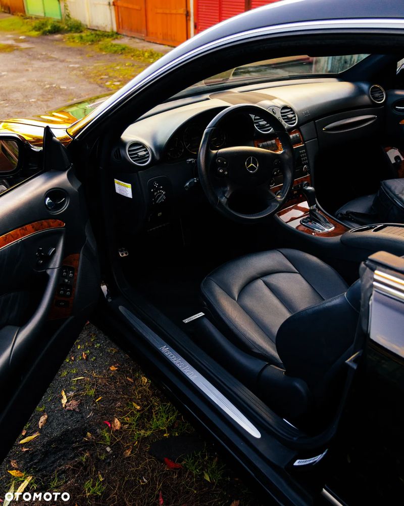 Mercedes-Benz CLK - 18