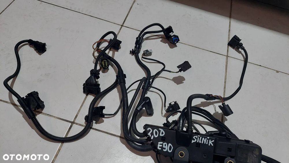 WIĄZKA INSTALACJA SILNIKA BMW E90 2,0D - 3