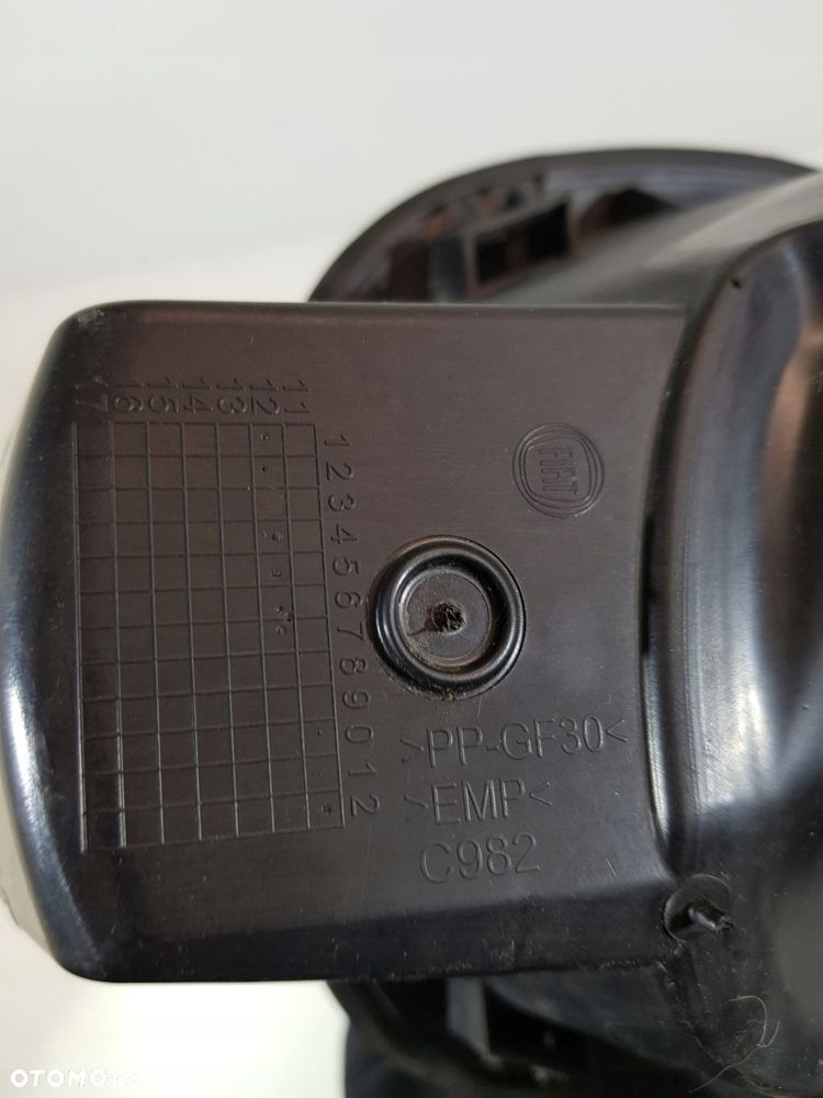 klapka wlewu paliwa c982 fiat 500l eur 912/b - 11