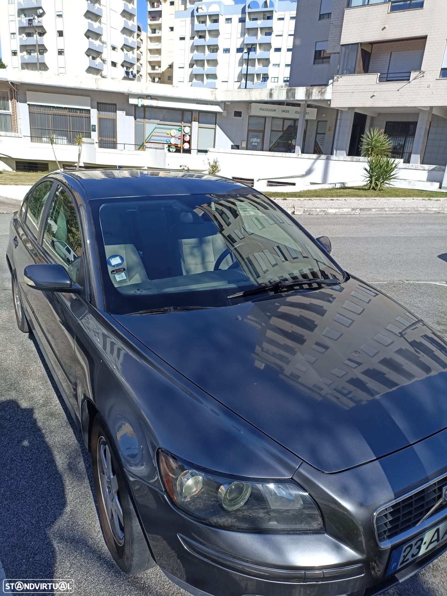 Volvo S40 1.6 D Nível 2 - 5