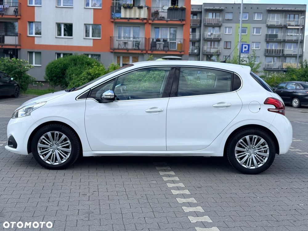 Peugeot 208 1.2 PureTech Allure S&S - 4