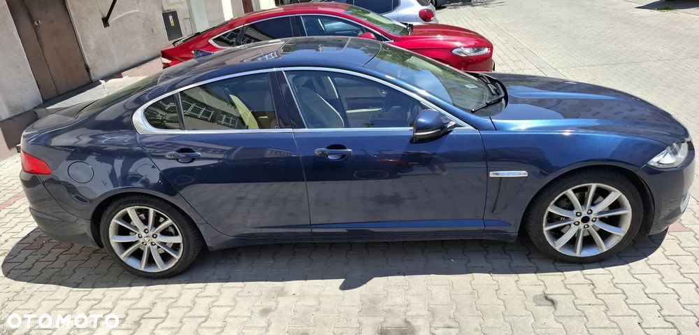 Jaguar XF 3.0 V6 D Premium Luxury - 7
