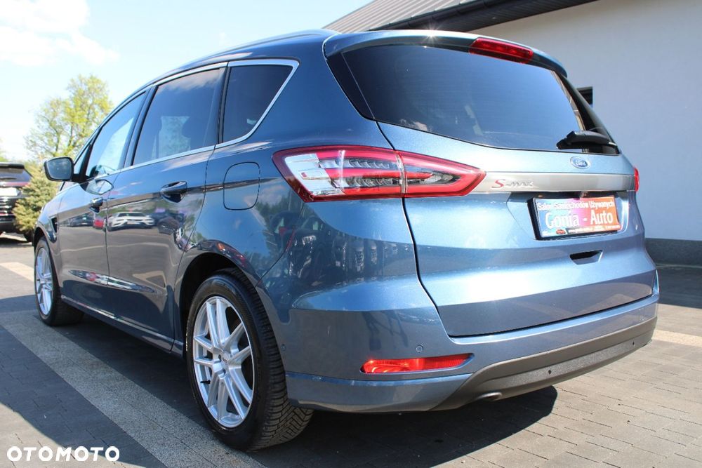 Ford S-Max - 13