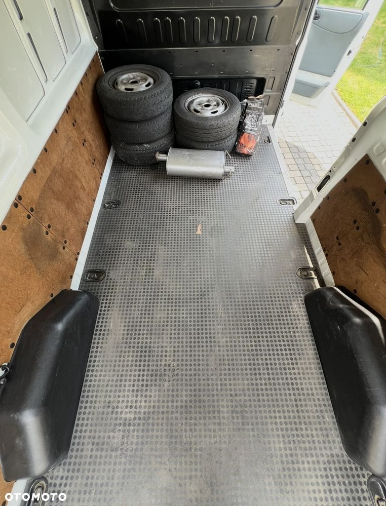 Ford Transit - 15