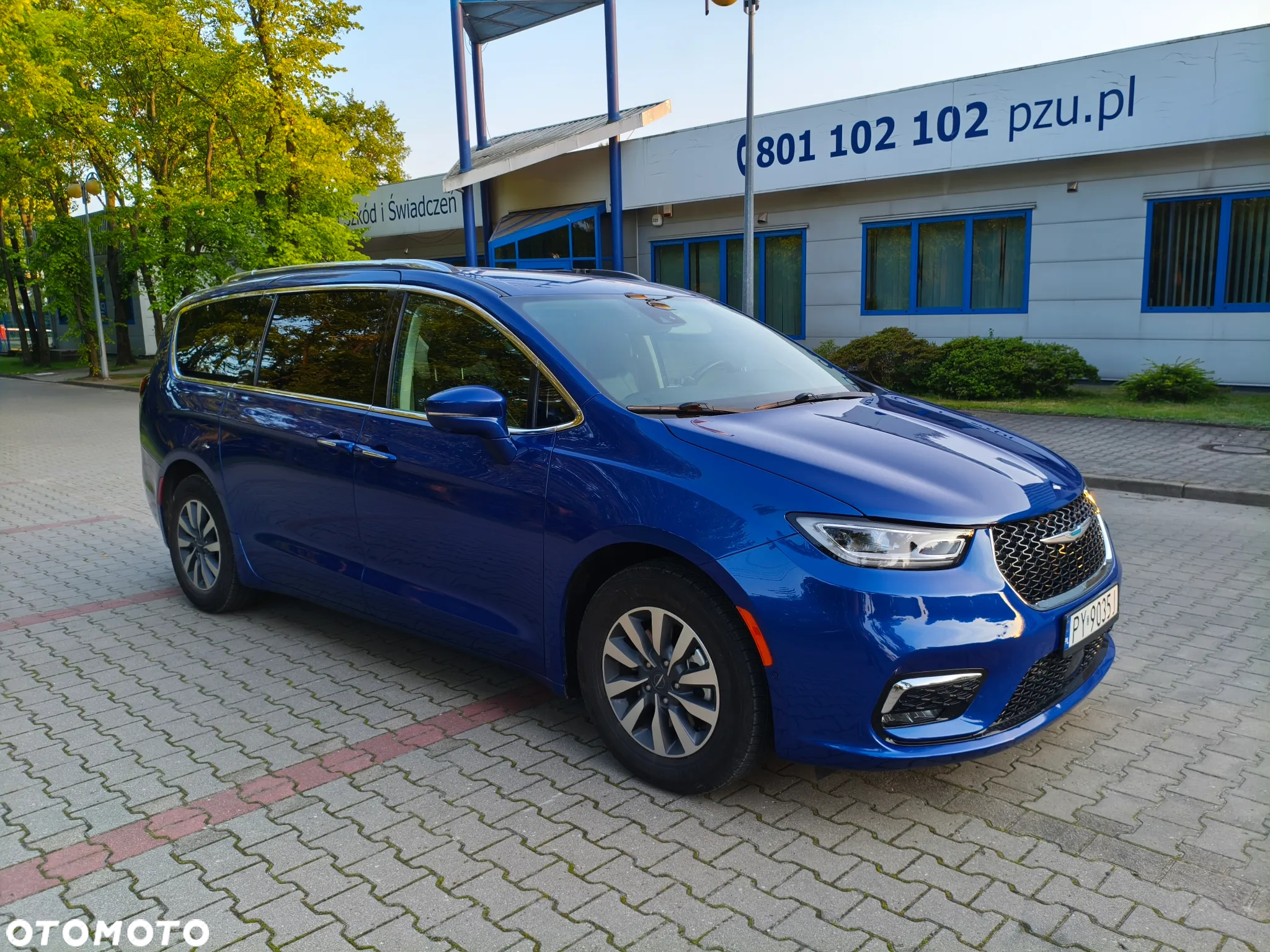 Chrysler Pacifica - 7
