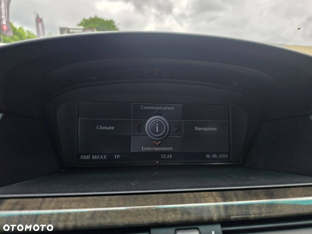 BMW Seria 5 - 16