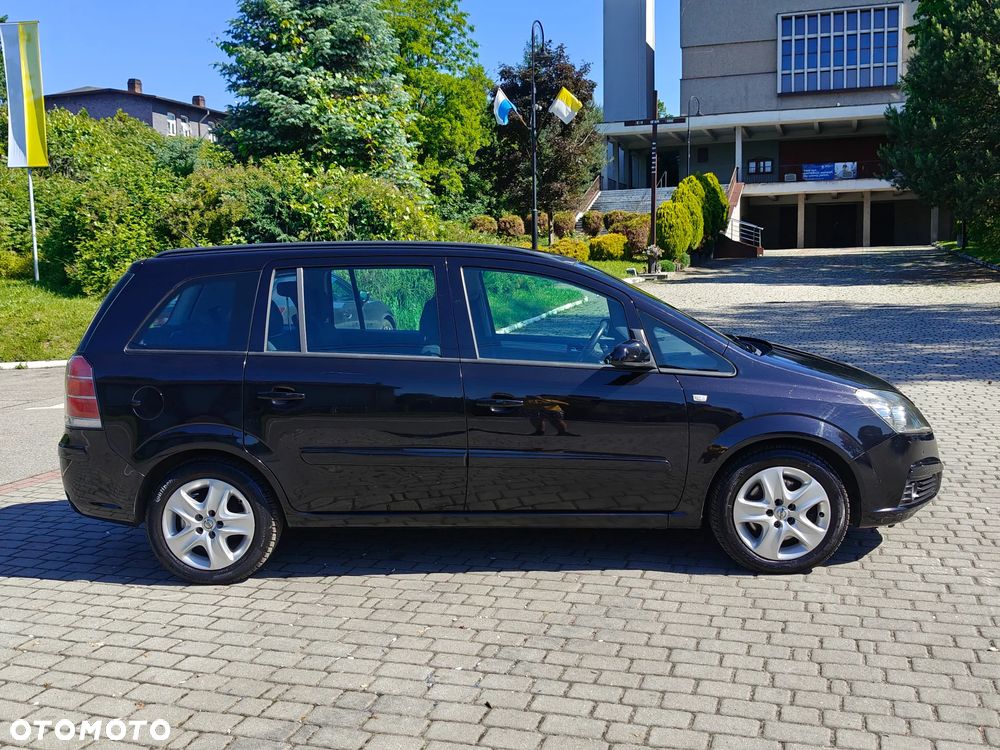 Opel Zafira 1.9 CDTI Cosmo - 2