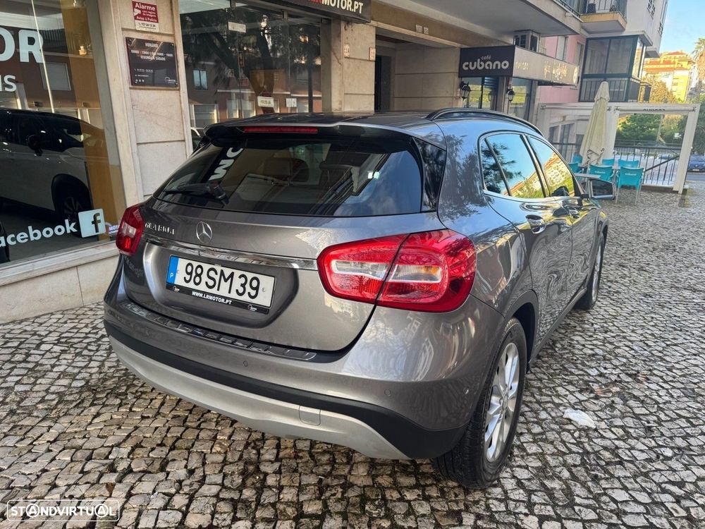 Mercedes-Benz GLA 180 d - 5