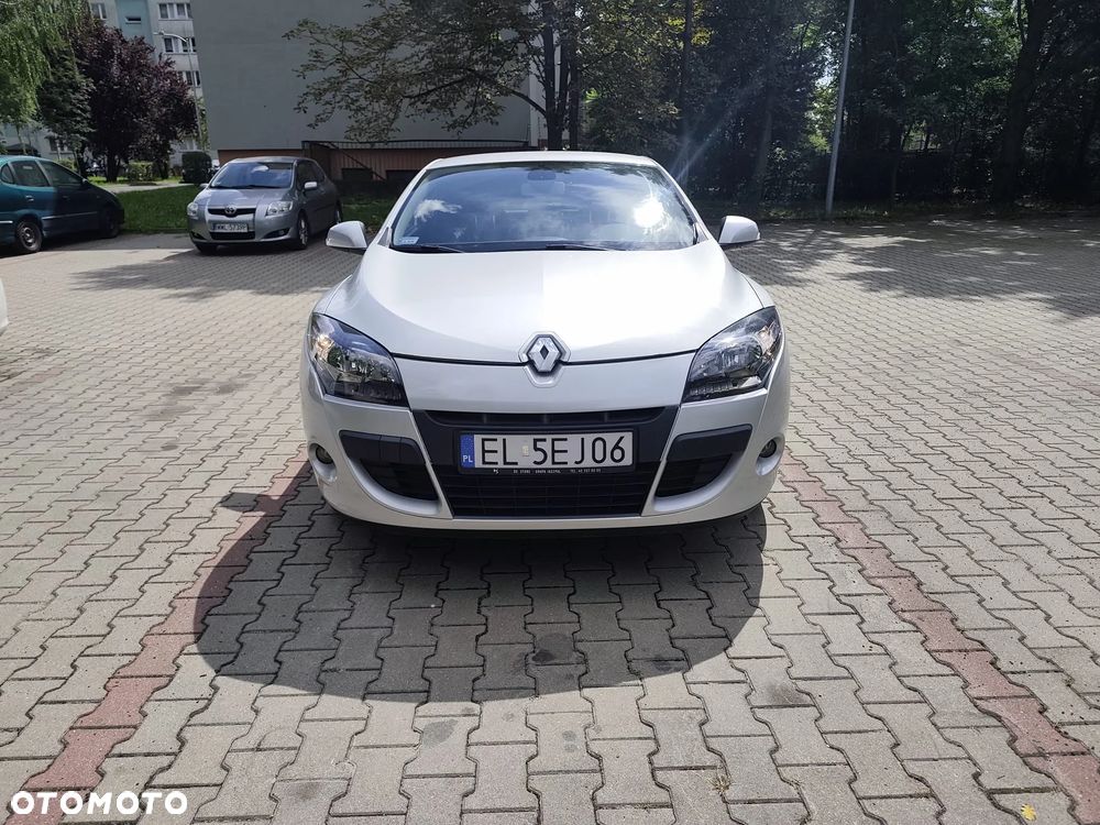 Renault Megane TCe 180 Dynamique - 3