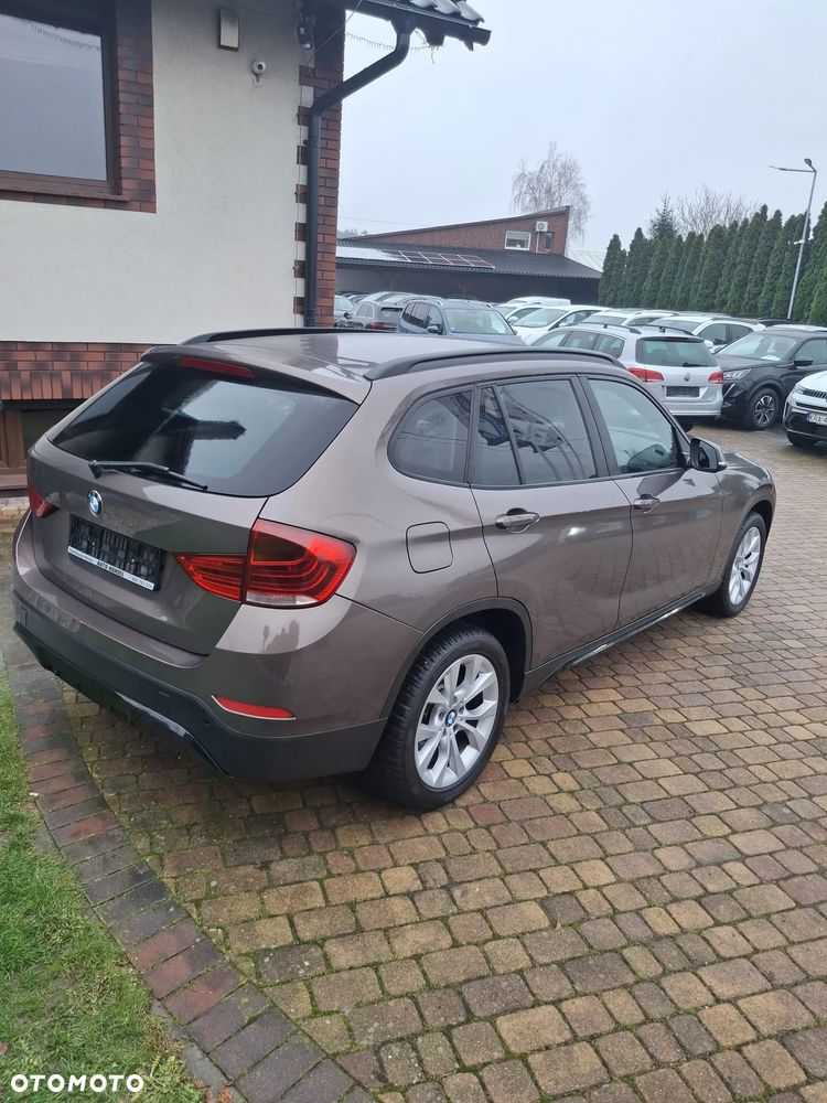 BMW X1 sDrive18d xLine - 4