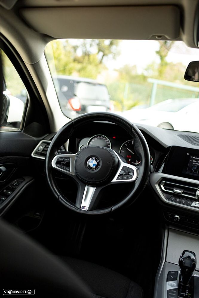 BMW 320 d Aut. Sport Line - 2