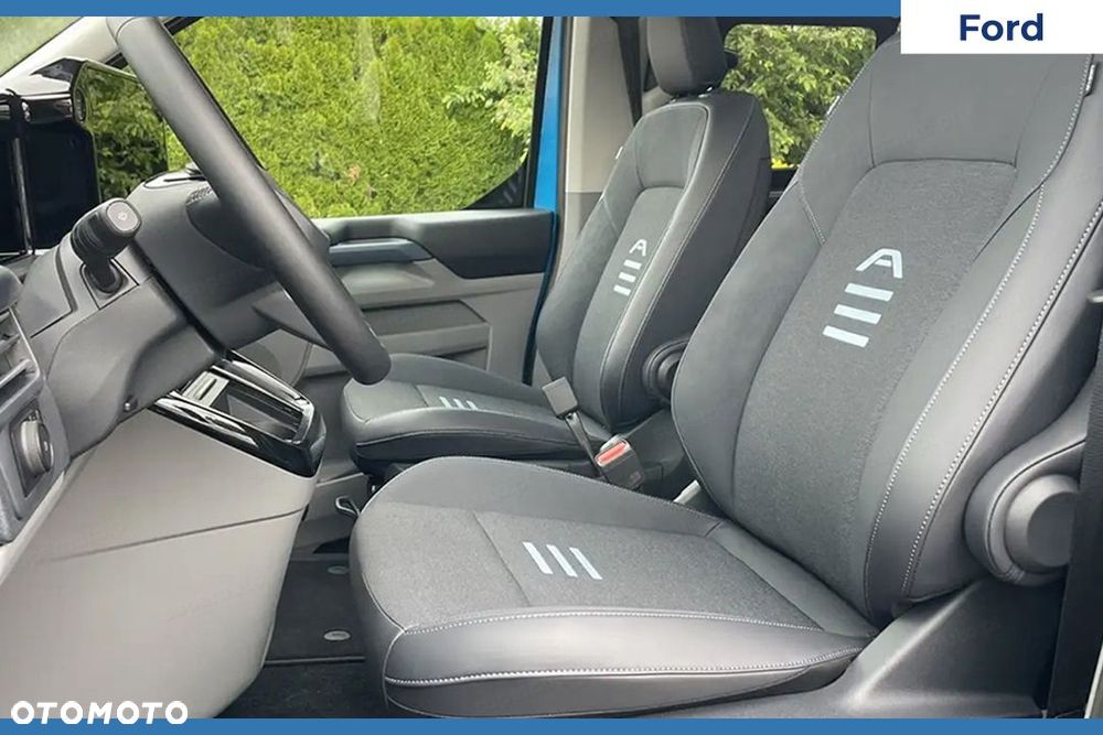 Ford Tourneo Custom - 7