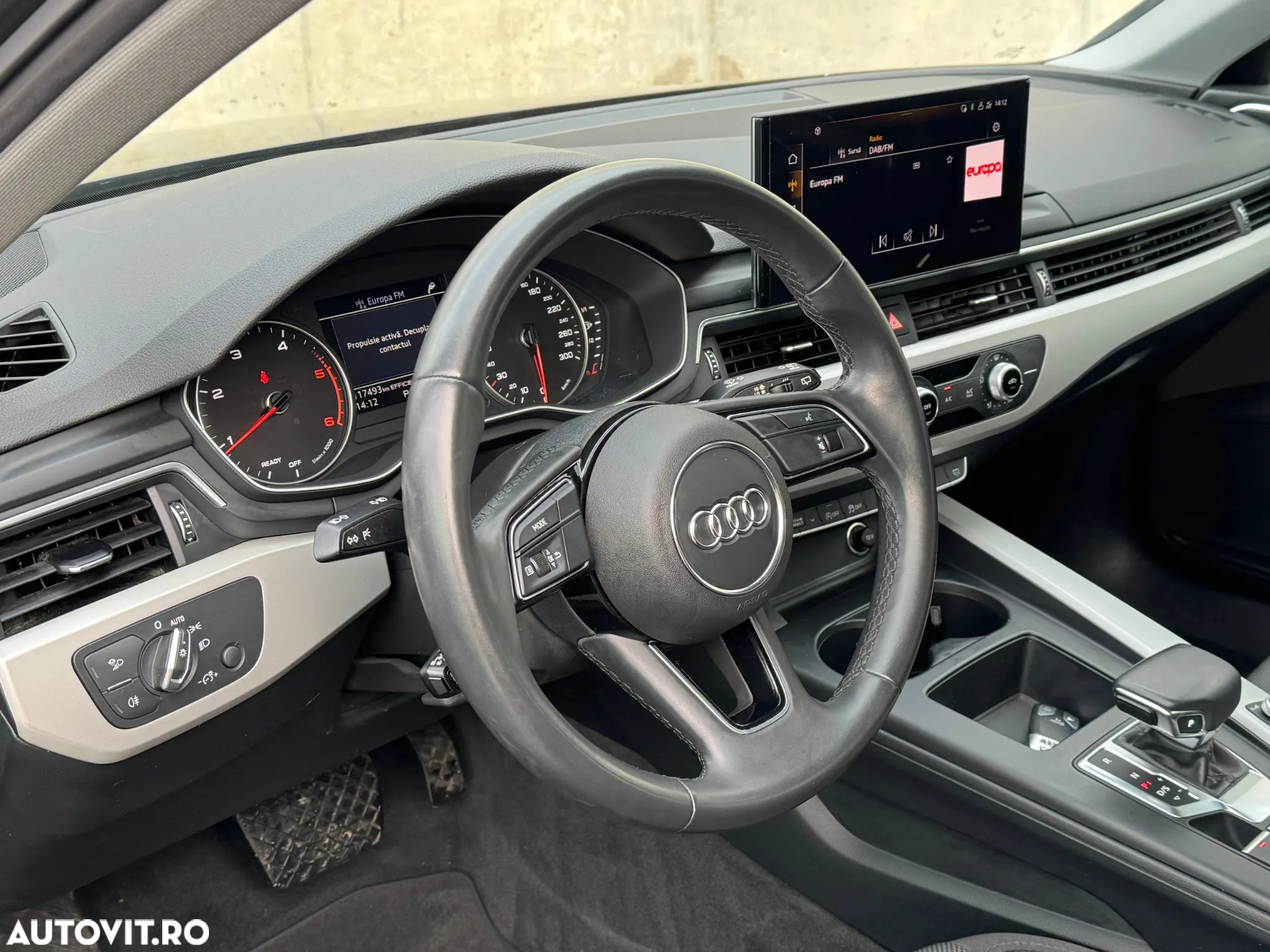 Audi A4 Avant 30 TDI S tronic - 10