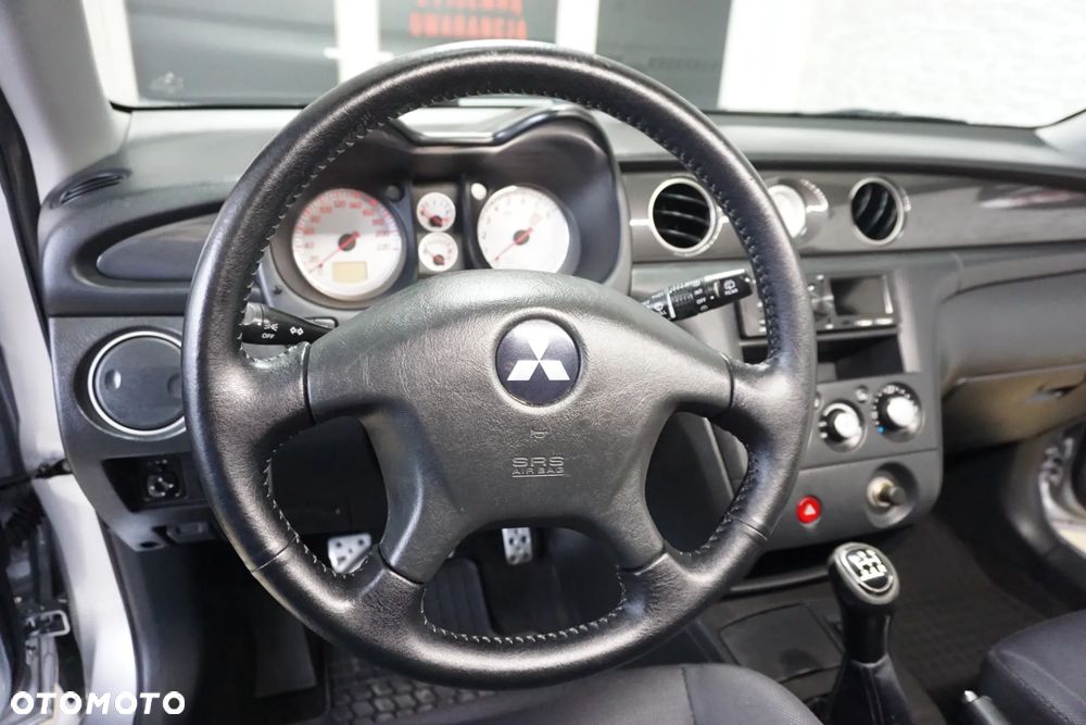 Mitsubishi Outlander 2.0 4WD Invite - 28