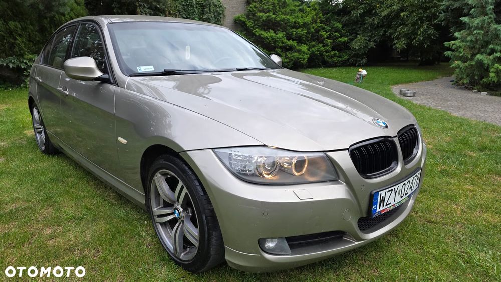 BMW Seria 3 318d - 13