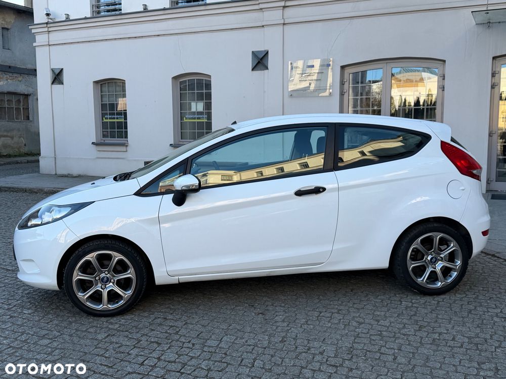 Ford Fiesta 1.6 TDCi Ghia - 9