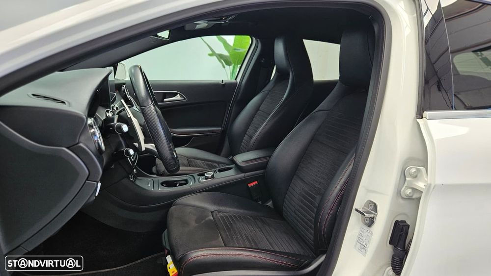 Mercedes-Benz GLA 250 AMG Line 4-Matic - 5