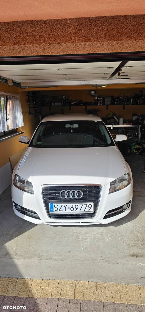 Audi A3 Sportback 1.6 TDI DPF Attraction - 25