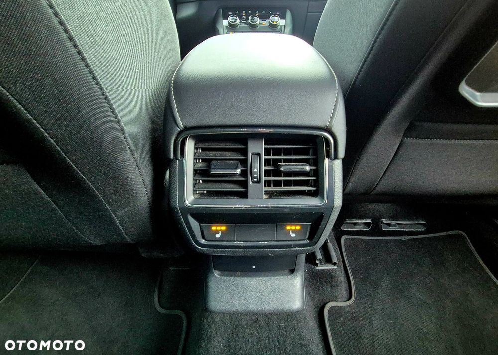 Skoda Karoq 1.5 TSI ACT 4x2 Style DSG - 17