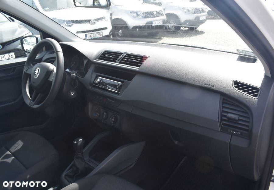 Skoda Fabia - 14