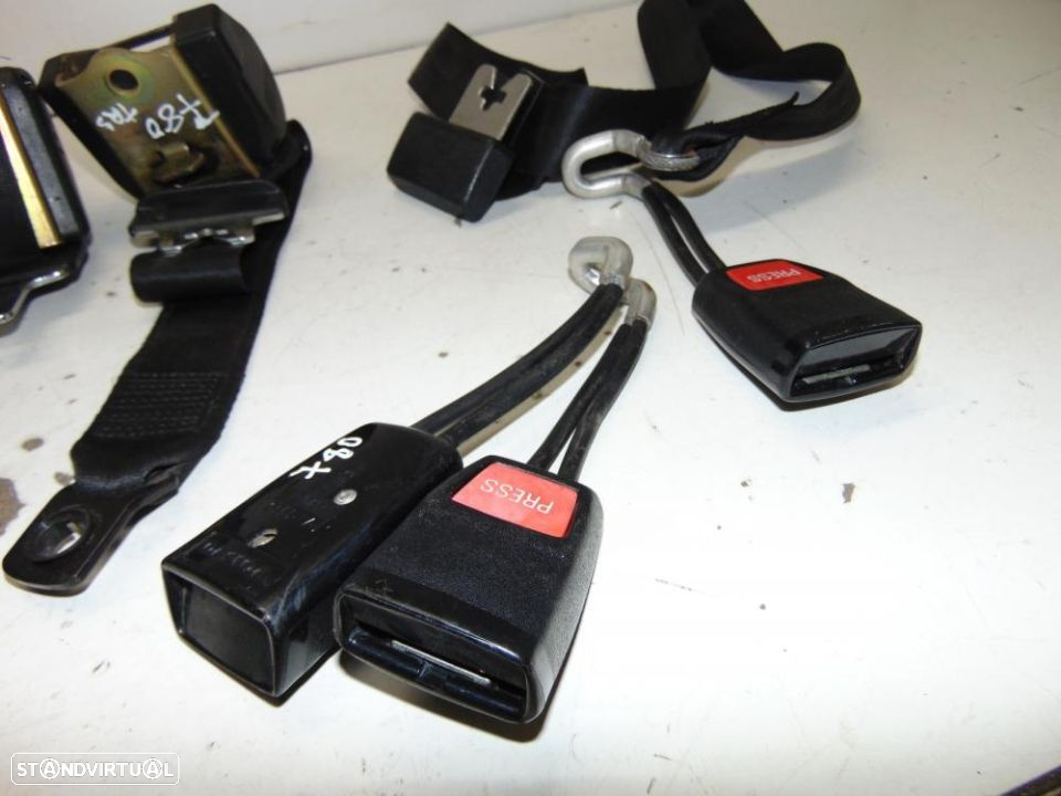 Volvo 780 Turbo coupê Bertone conjunto cintos segurança - 4
