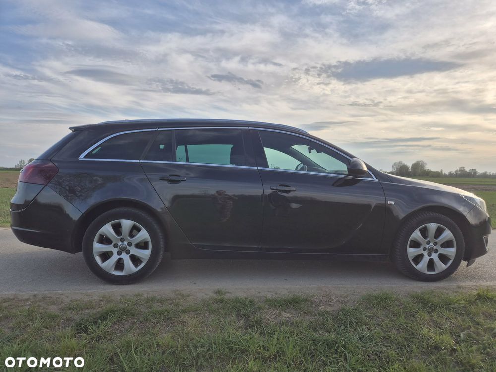 Opel Insignia 2.0 CDTI - 9