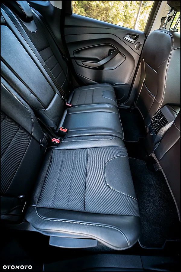 Ford Kuga - 8