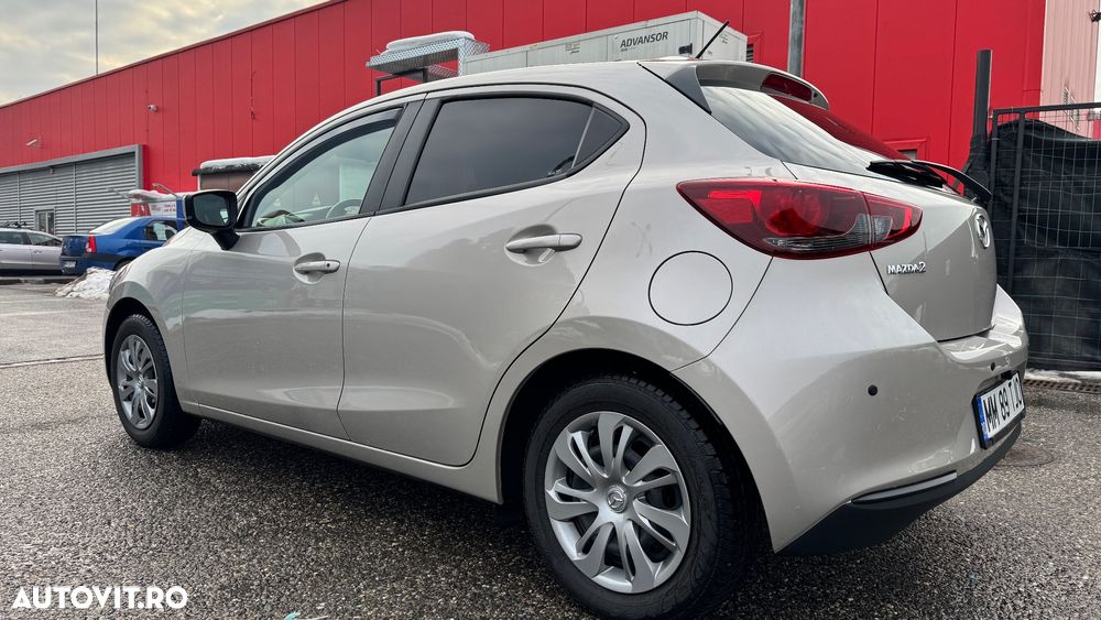 Mazda 2 - 9