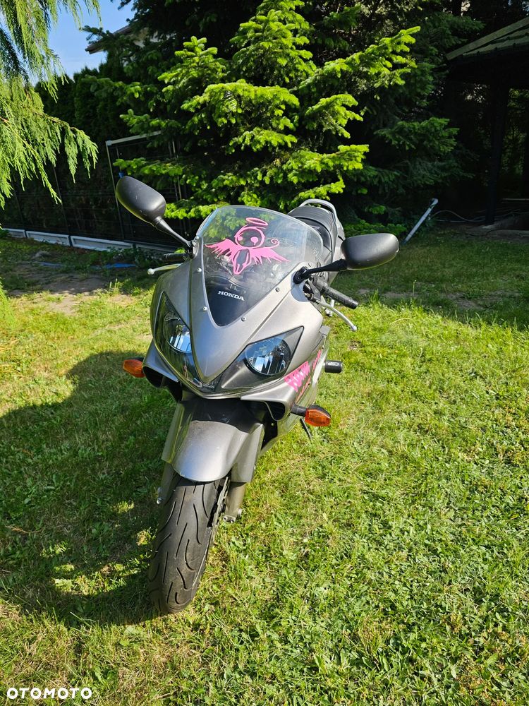 Honda CBR - 5