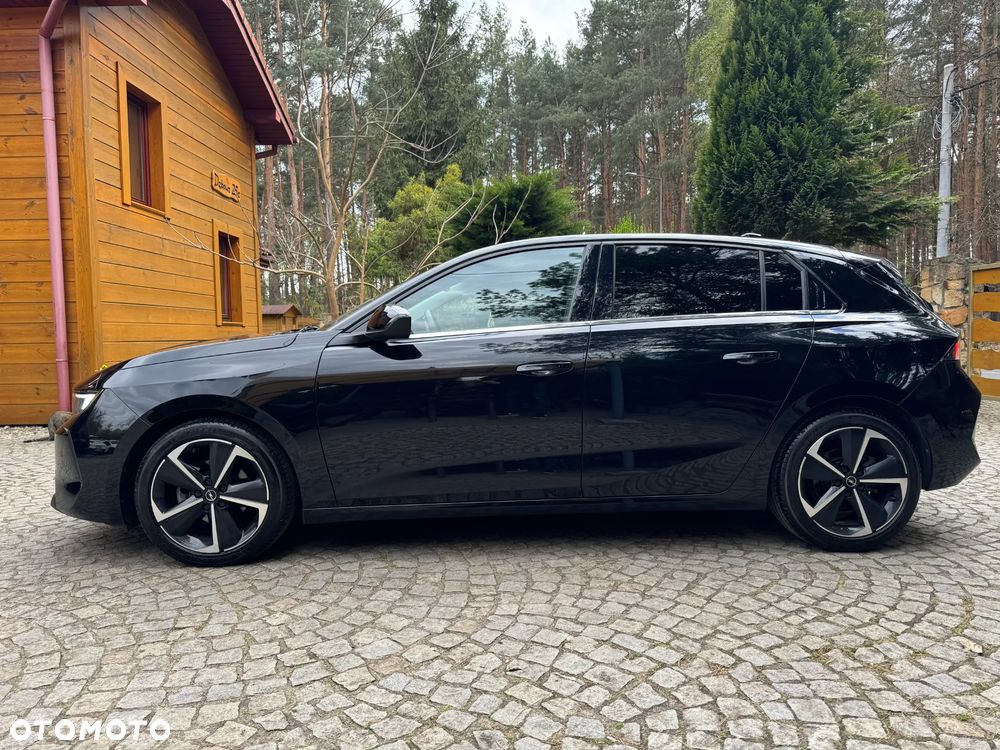 Opel Astra 1.2 T Elegance S&S - 3