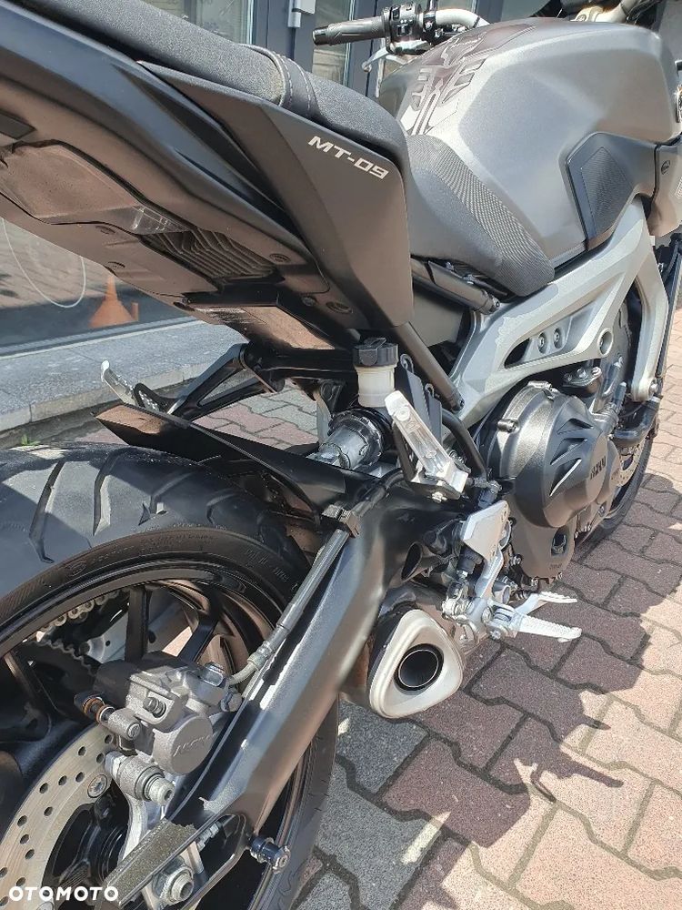 Yamaha MT - 12