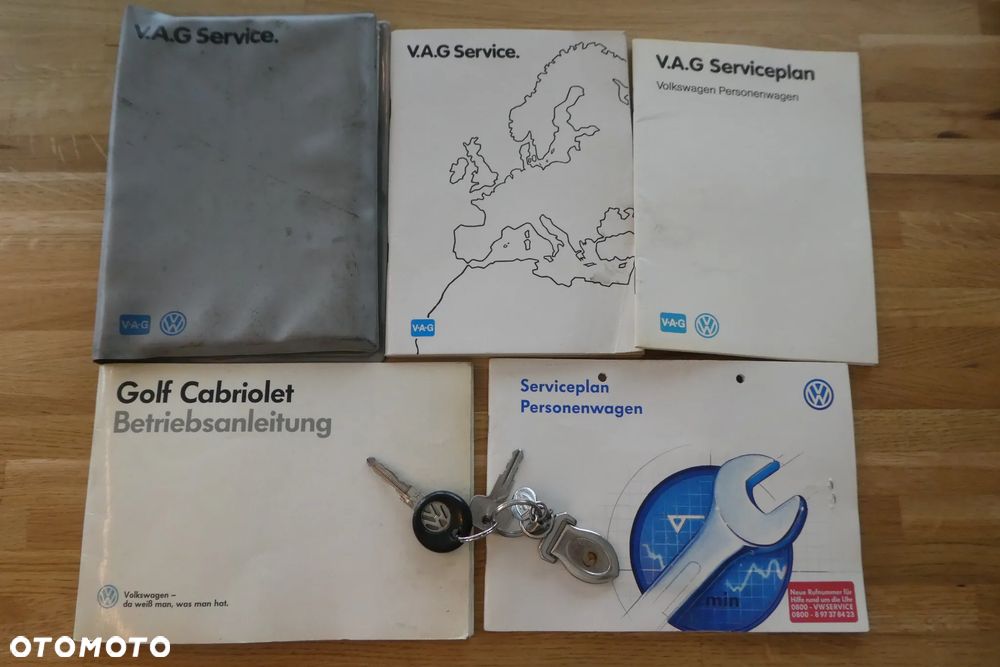 Volkswagen Golf 1.6 Base / C - 40