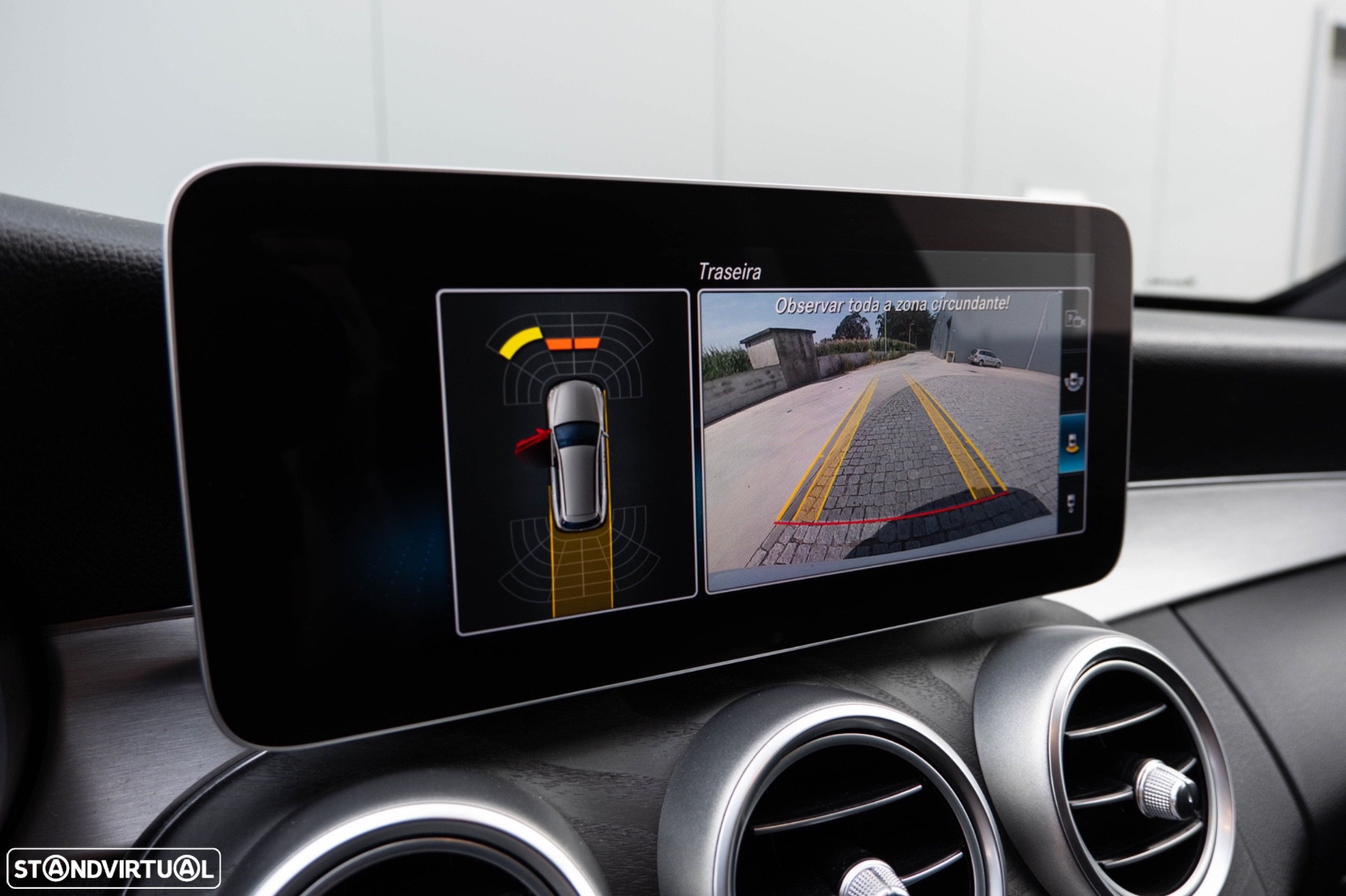 Mercedes-Benz C 300 BlueTEC Hybrid AMG Line - 16