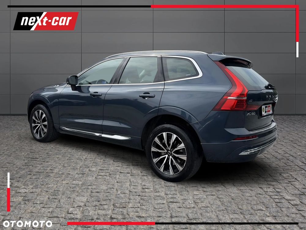 Volvo XC 60 B4 D AWD Plus Bright - 4