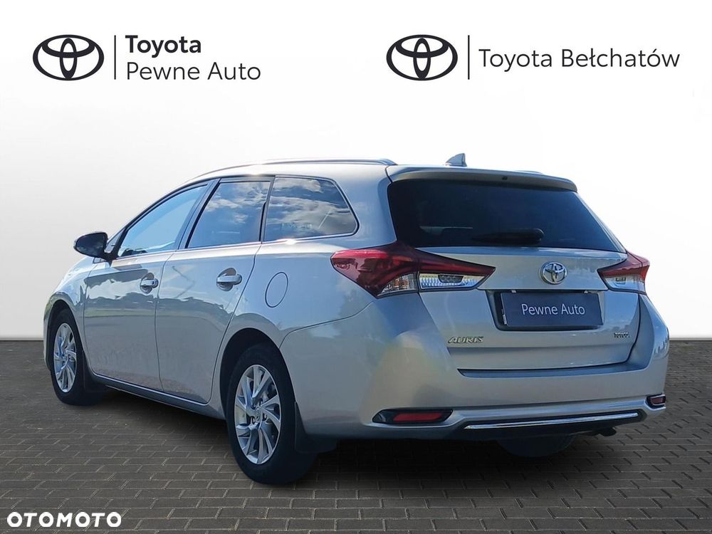 Toyota Auris 1.6 Premium Comfort - 3