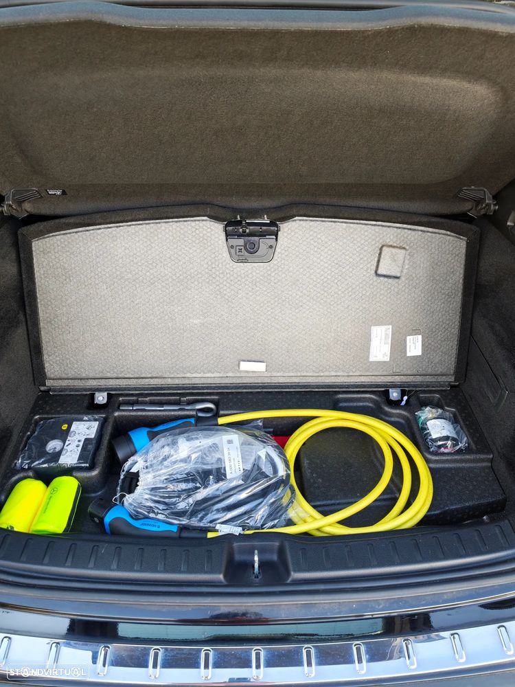 Mercedes-Benz EQA 250 - 10