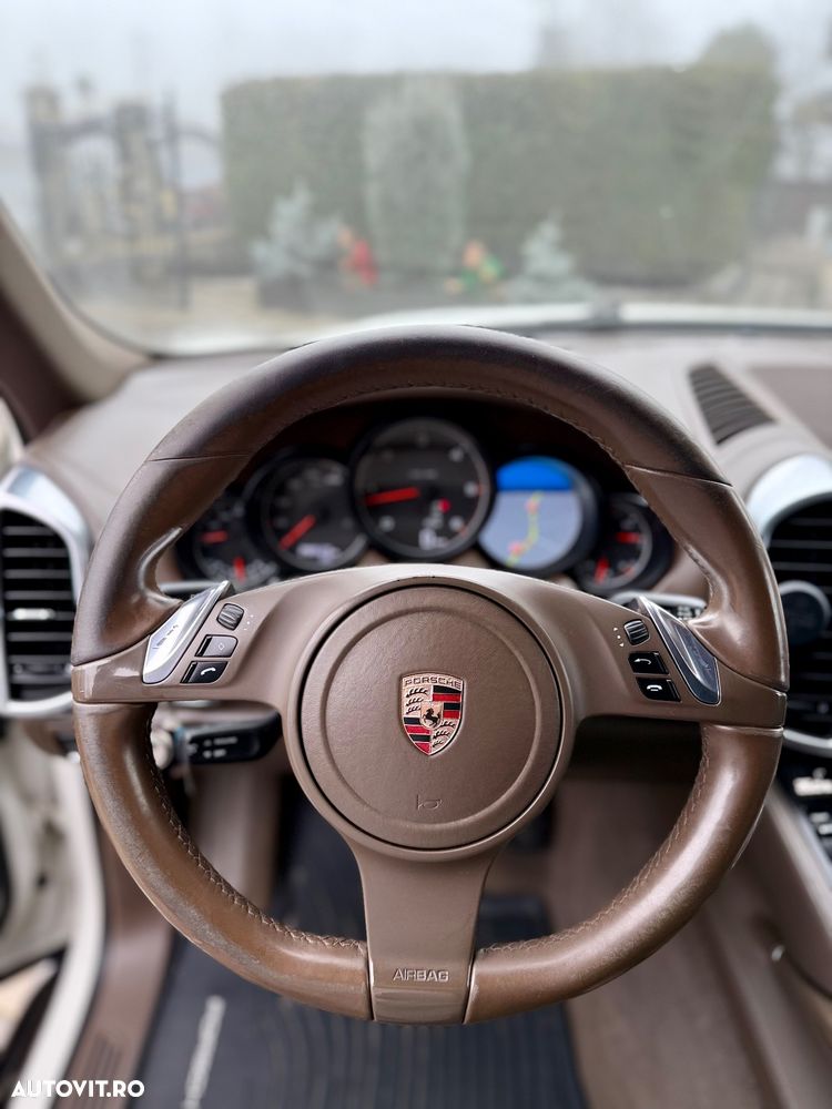 Porsche Cayenne Diesel Platinum Edition - 7