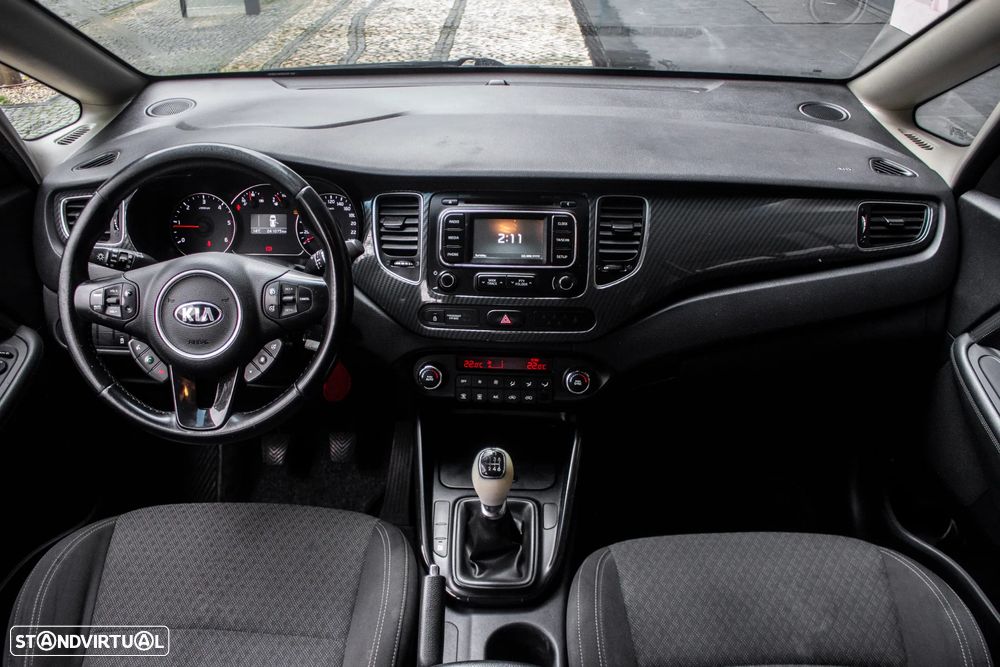 Kia Carens 1.7 CRDi ISG EX - 37