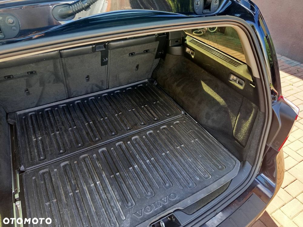 Volvo V70 2.0 Summum - 26