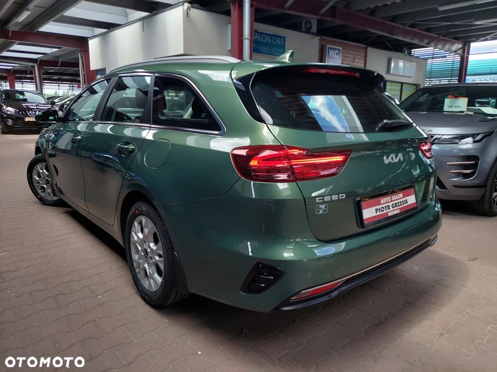Kia Ceed 1.5 T-GDI M - 33