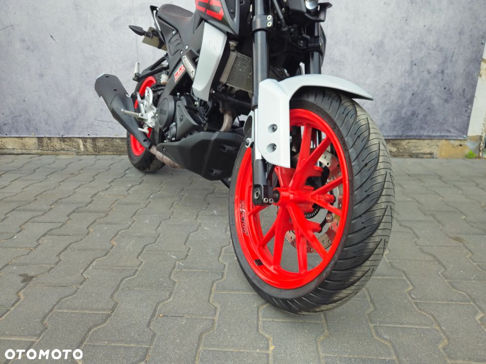 Yamaha MT - 18