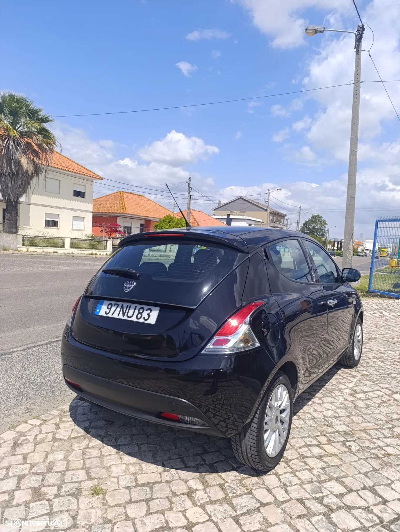 Lancia Ypsilon 0.9 TwinAir S&S S by Momodesign - 3