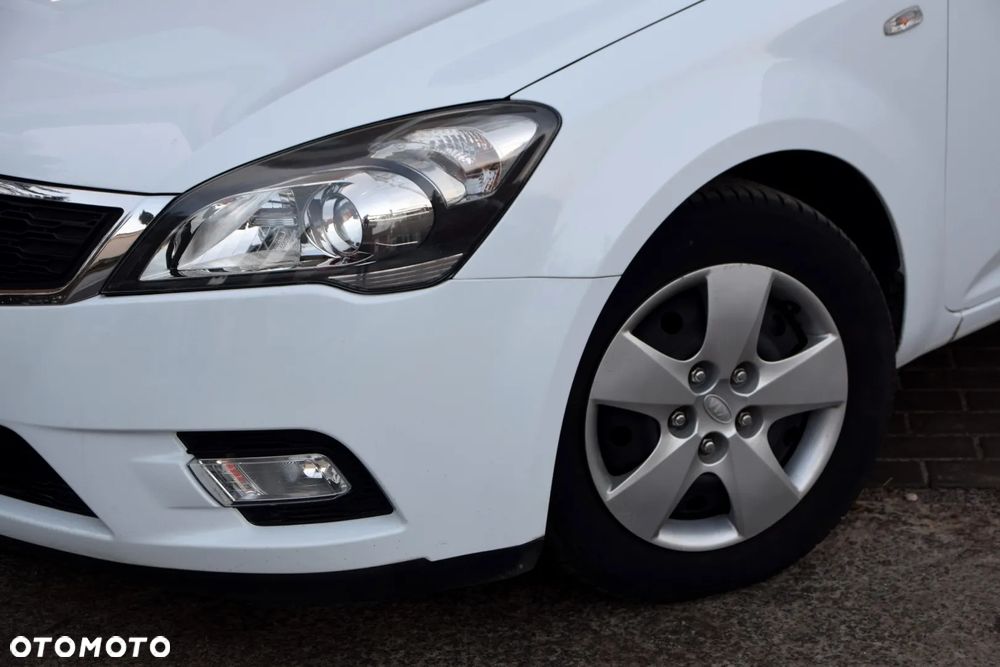 Kia Ceed 1.4 Comfort - 17