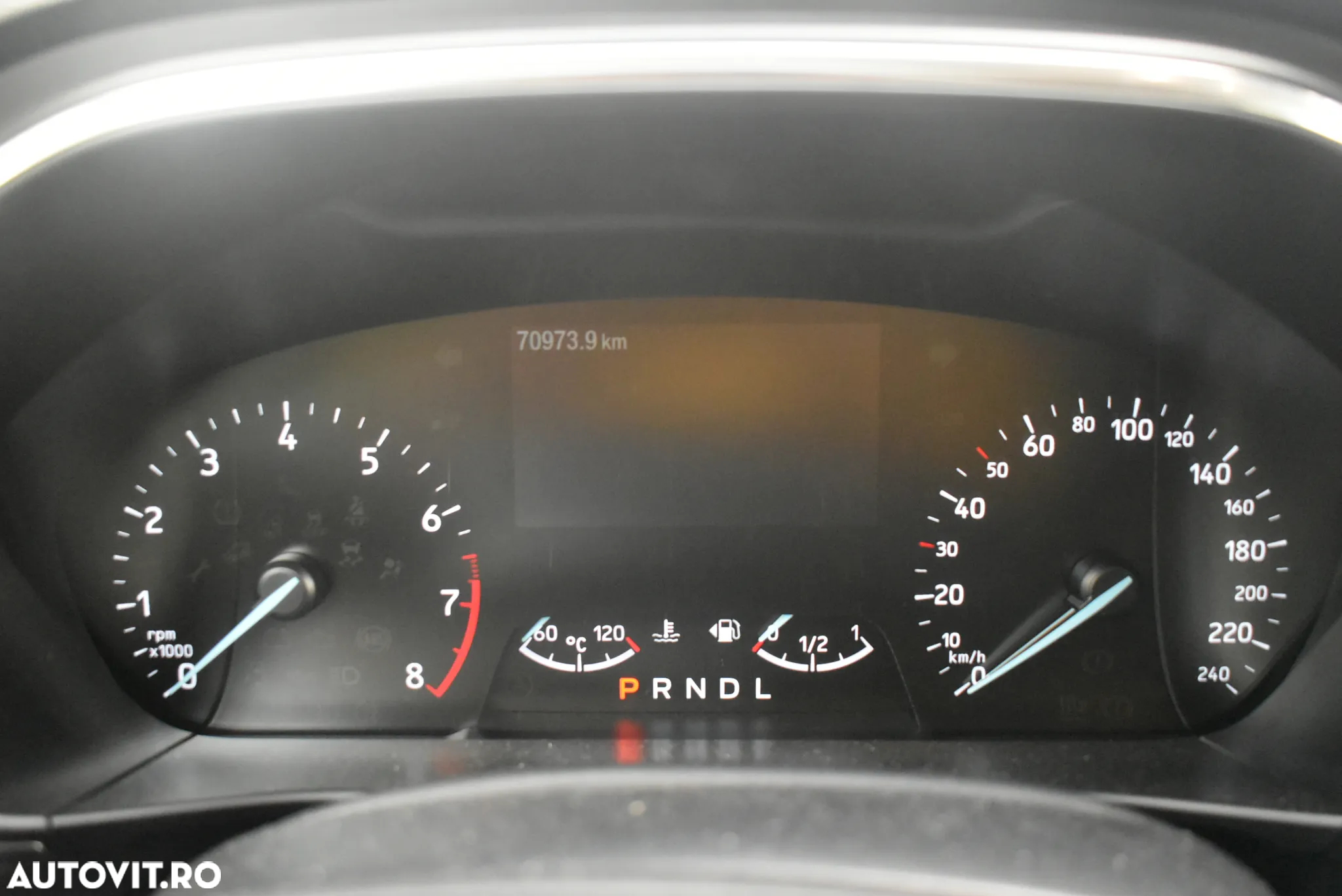 Ford Focus 1.0 EcoBoost Titanium - 31