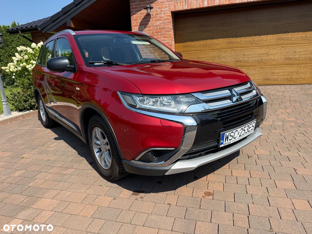 Mitsubishi Outlander 2.0 Intense + 2WD - 1