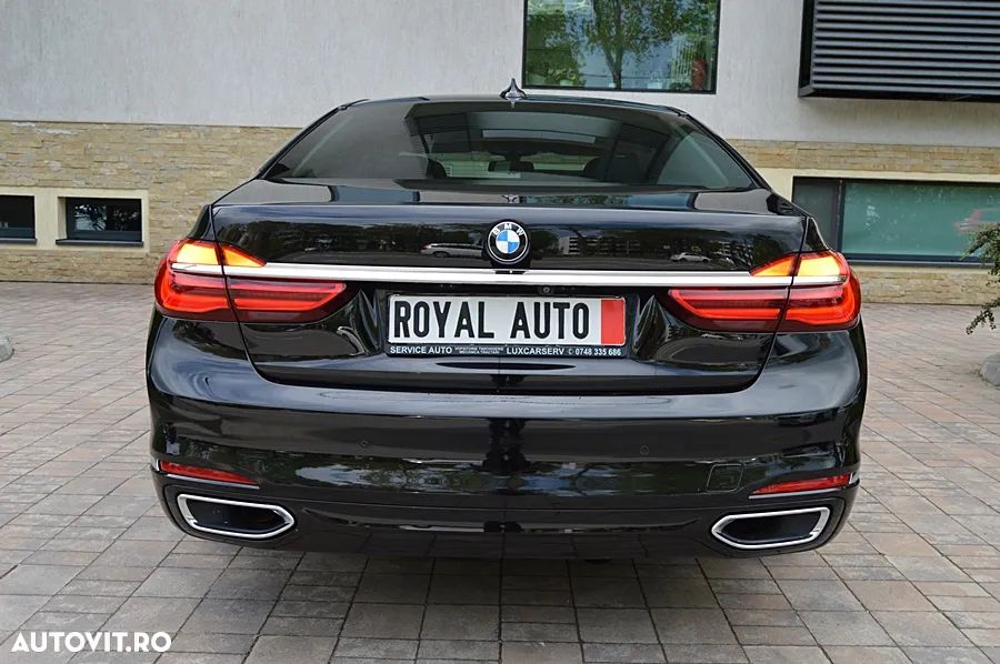BMW Seria 7 - 10