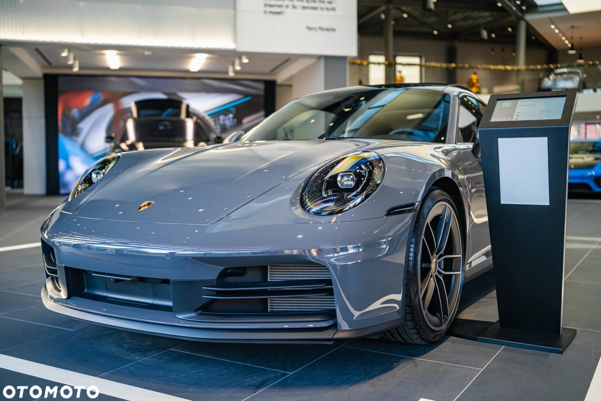 Porsche 911 Carrera T - 2