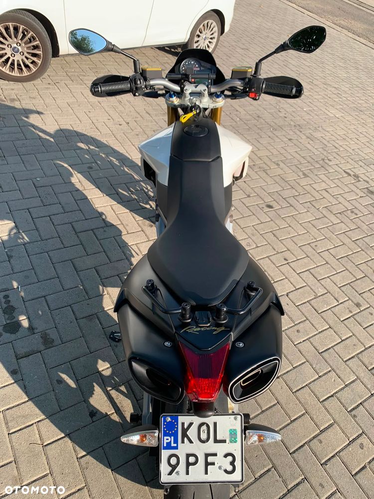 Aprilia Dorsoduro - 21