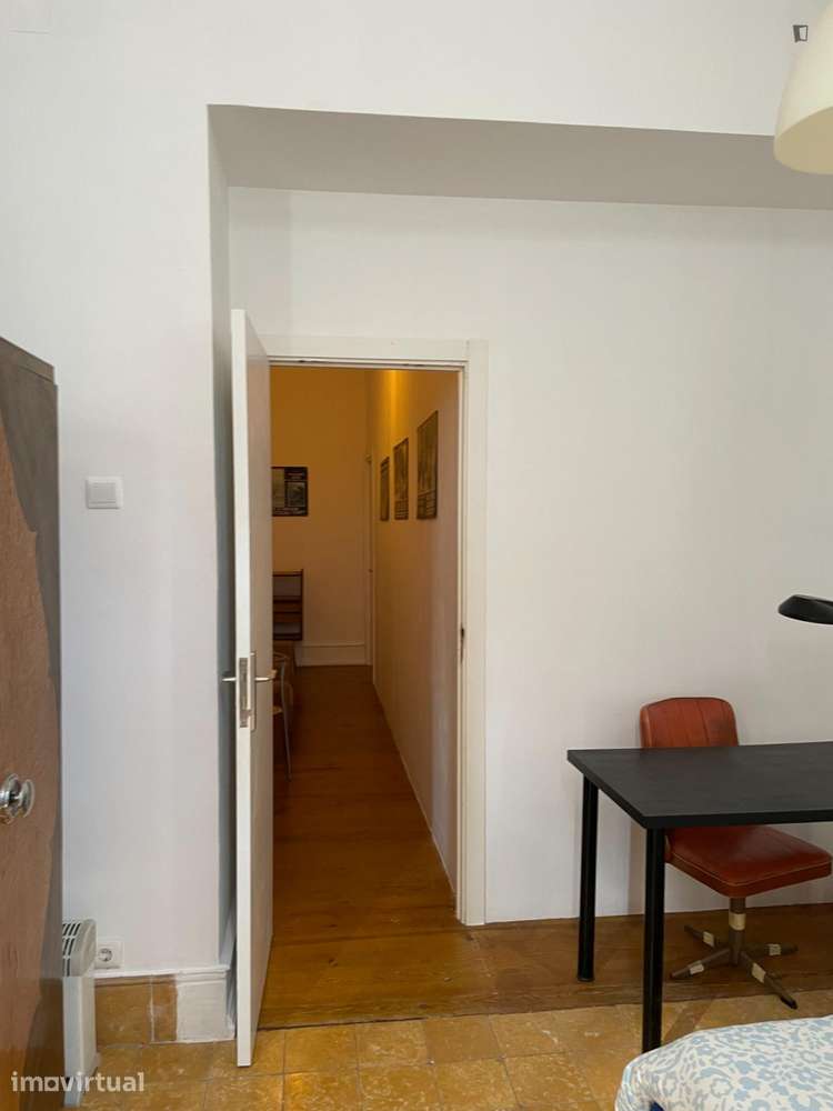 Quarto - localizado em São Bento Lisbon - Grande imagem: 5/33