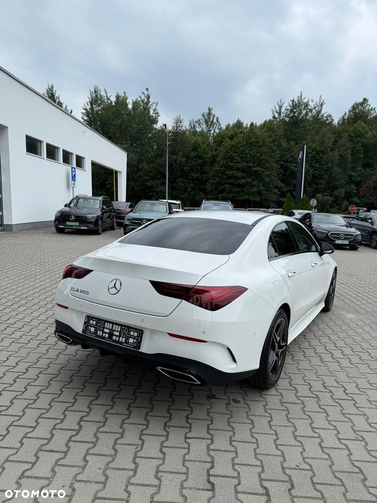 Mercedes-Benz CLA 200 mHEV AMG Line 7G-DCT - 5